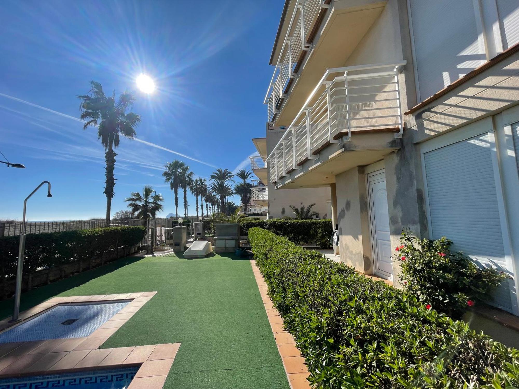 Alpen 1 - Cala Josep I 1Era Linea Apartment เพนิสโคลา ภายนอก รูปภาพ